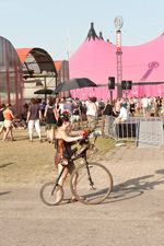 A Campingflight to Lowlands Paradise 2012 foto