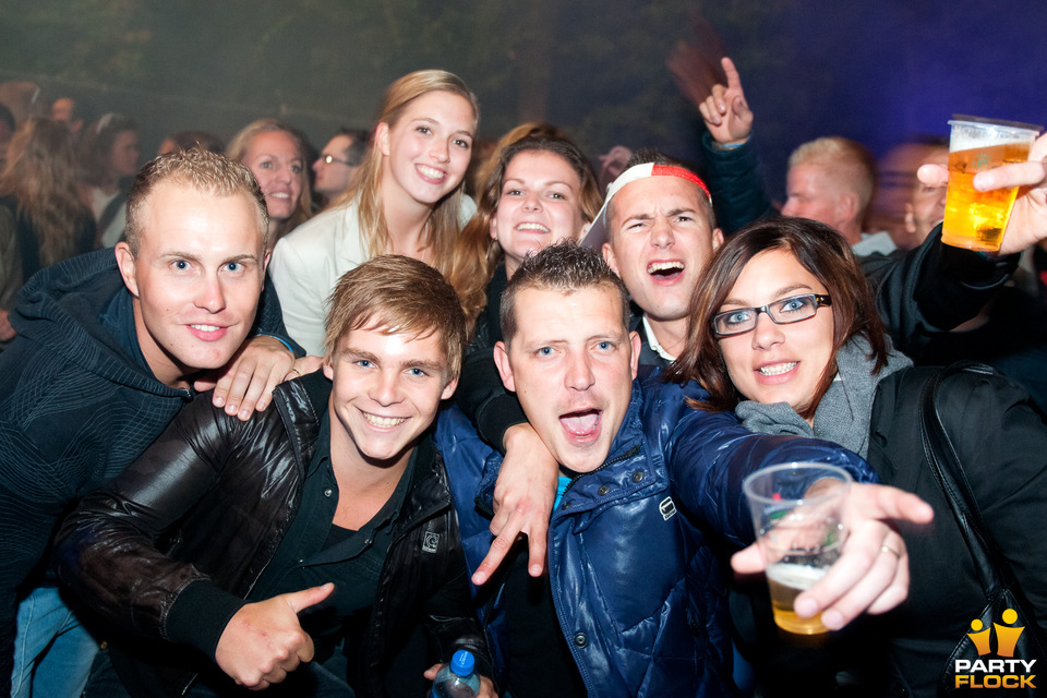 foto Watch out!, 31 augustus 2012, Parkeerterrein Bungalowpark Yerseke