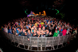 foto Watch out!, 31 augustus 2012, Parkeerterrein Bungalowpark Yerseke, Yerseke #731066