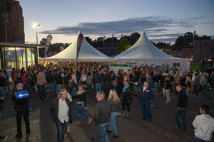 foto Leip, 6 september 2012, Oldehoofsterkerkhof, Leeuwarden #731805