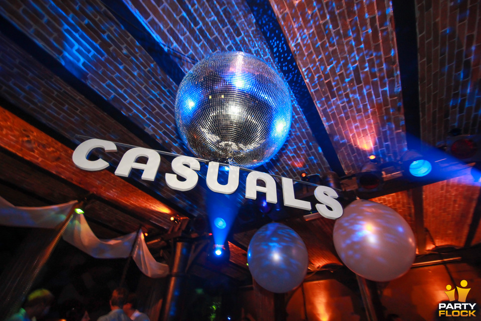 foto Casuals, 23 november 2012, Bungalow 8