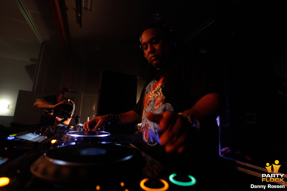 foto Vendetta, 26 januari 2013, Parel, met Bass-D