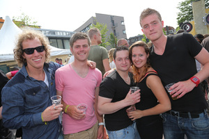 foto Dancetour Leeuwarden, 14 juli 2013, Oldehoofsterkerkhof, Leeuwarden #783039