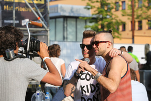 foto Dancetour Leeuwarden, 14 juli 2013, Oldehoofsterkerkhof, Leeuwarden #783127