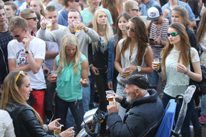 foto Dancetour Leeuwarden, 14 juli 2013, Oldehoofsterkerkhof, Leeuwarden #783156