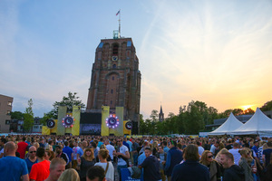 foto Dancetour Leeuwarden, 14 juli 2013, Oldehoofsterkerkhof, Leeuwarden #783180