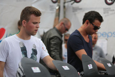 Foto's, Dancetour Leeuwarden, 14 juli 2013, Oldehoofsterkerkhof, Leeuwarden