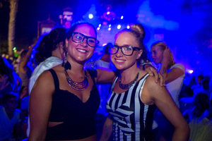 foto Beachflirt, 12 augustus 2013, Starbeach, Chersonissos #789609