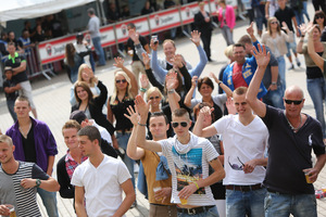 foto Dancetour, 11 augustus 2013, Marktplein, Apeldoorn #789666