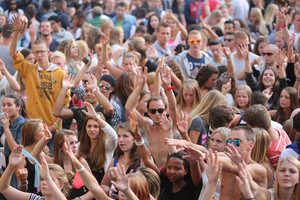 foto Dancetour, 11 augustus 2013, Marktplein, Apeldoorn #789816