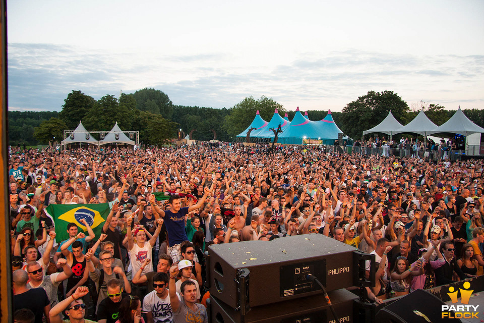 foto The Qontinent, 10 augustus 2013, Puyenbroeck