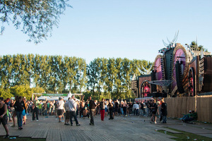 foto The Qontinent, 11 augustus 2013, Puyenbroeck, Wachtebeke #790428