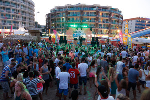 foto Totally Summer, 14 augustus 2013, Guaba Beach Bar, Sunny Beach #791645