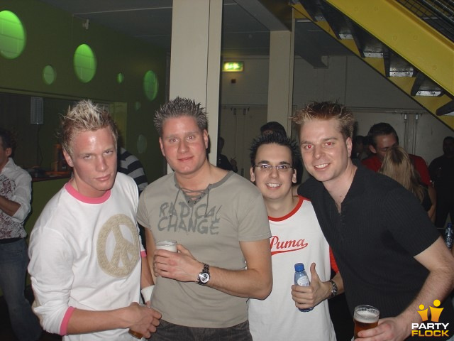 foto Club XX, 17 januari 2004, Matrixx