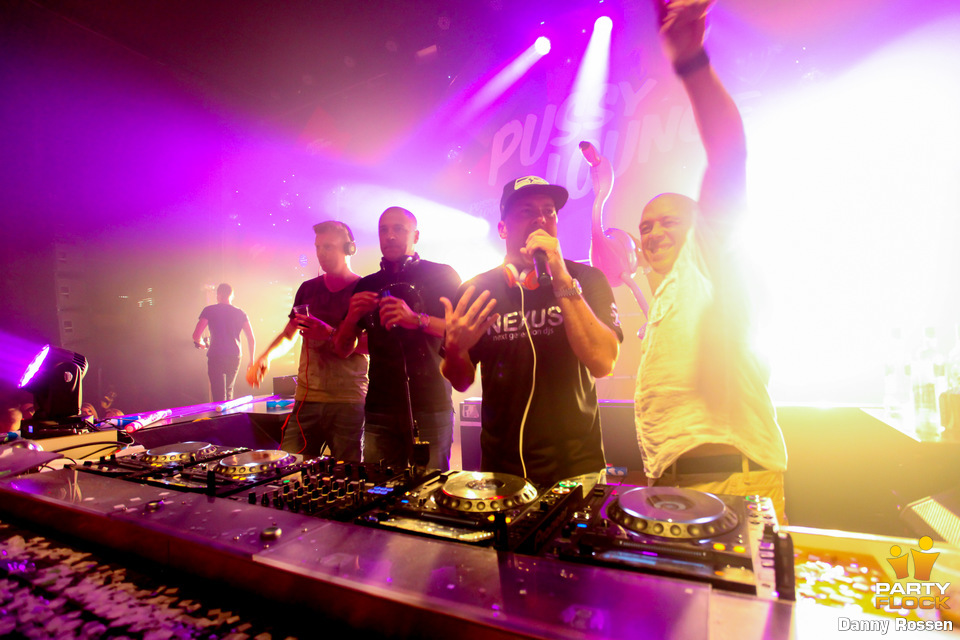 foto Pussy Lounge, 15 maart 2014, Matrixx, met Ruthless, Paul Elstak, Mental Theo, Ruffian