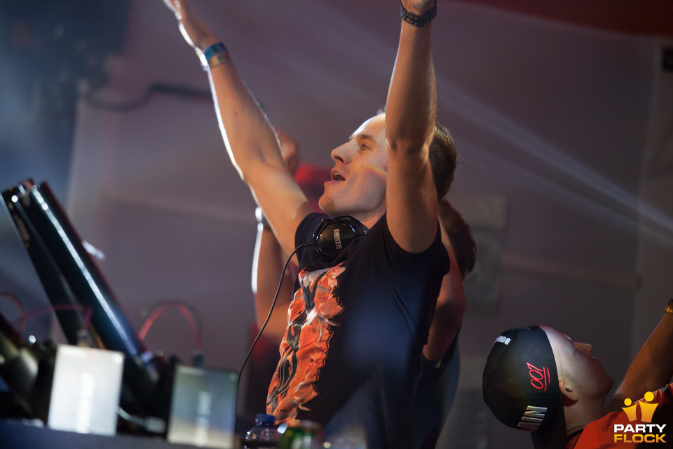 foto HardFest, 26 april 2014, Universiteit Twente, met D-Block & S-te-Fan