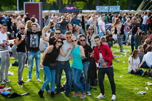 foto Bevrijdingsdag Enschede, 5 mei 2014, Universiteit Twente, Enschede #828021