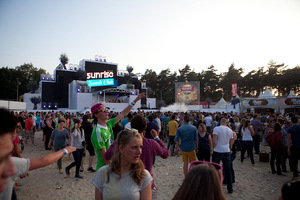 foto Sunrise Festival, 21 juni 2014, Lilse Bergen, Lille #836396