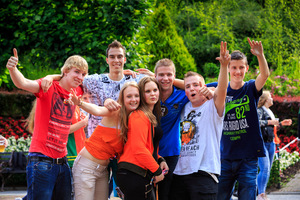 foto Out of Control, 5 juli 2014, Walibi Holland, Biddinghuizen #838108