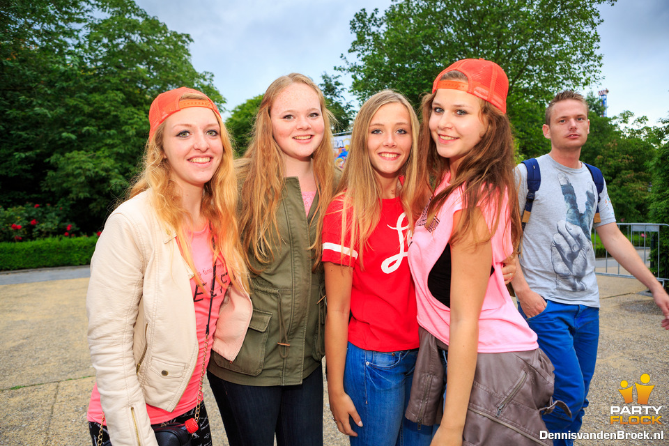 foto Out of Control, 5 juli 2014, Walibi Holland