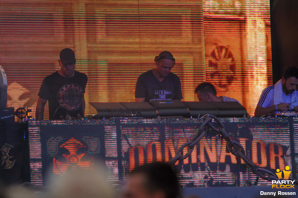 foto Dominator, 19 juli 2014, E3 Strand, met Nosferatu, Outblast