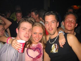 foto Club Q-Base, 30 maart 2002, Hemkade, Zaandam #8513