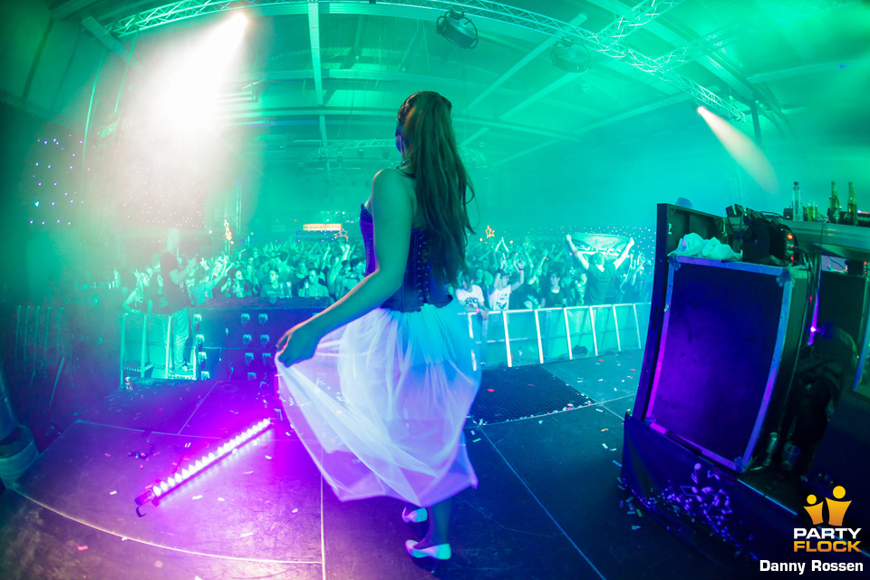 foto We Are Hardstyle, 26 december 2014, Sportcentrum Rusheuvel Oss