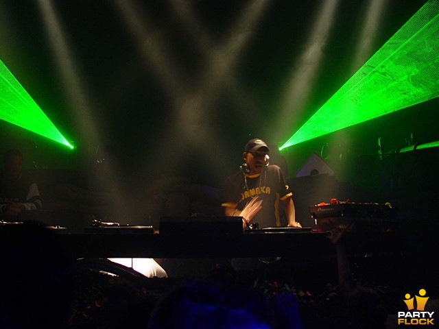 foto Multigroove, 13 maart 2004, Hemkade, met The Darkraver