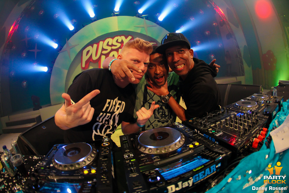foto Pussy lounge, 14 maart 2015, Aquabest, met Ruthless, The Viper, The Darkraver
