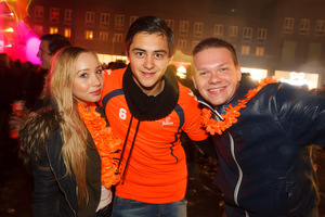 foto Absolutely Kingsnight 2015, 26 april 2015, Van Heekplein, Enschede #866072