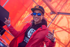 Foto's, Kingsday Outdoor 2015, 27 april 2015, Oldehoofsterkerkhof, Leeuwarden