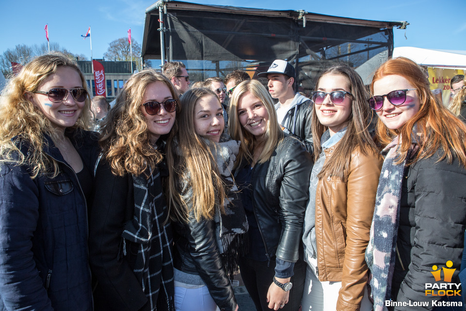 foto Kingsday Outdoor 2015, 27 april 2015, Oldehoofsterkerkhof