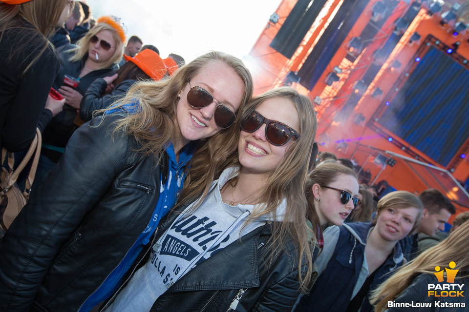 foto Kingsday Outdoor 2015, 27 april 2015, Oldehoofsterkerkhof