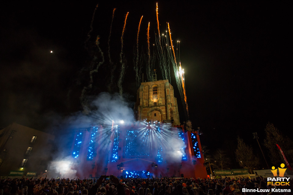 foto Kingsday Outdoor 2015, 27 april 2015, Oldehoofsterkerkhof