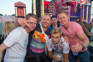 foto Defqon.1 festival, 21 juni 2015, Walibi Holland, Biddinghuizen #875015