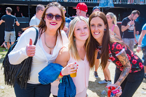 foto Sunrise Festival, 27 juni 2015, Lilse Bergen, Lille #875426