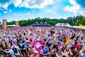 foto Sunrise Festival, 27 juni 2015, Lilse Bergen, Lille #875462