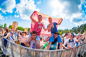 foto Sunrise Festival, 27 juni 2015, Lilse Bergen, Lille #875464