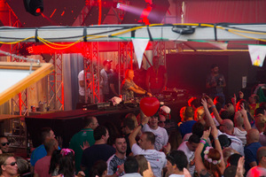 foto Luminosity Beach Festival, 28 juni 2015, Fuel, Bloemendaal aan zee #876349