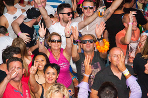 foto Luminosity Beach Festival, 28 juni 2015, Fuel, Bloemendaal aan zee #876387