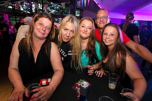 foto Baco & Bitches, 19 juli 2015, Zuiderpark Paviljoen, Den Haag #878500