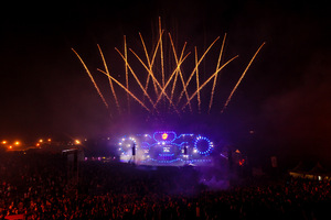 foto Dance Valley, 1 augustus 2015, Spaarnwoude, Velsen-Zuid #880213