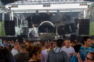 foto Decibel outdoor - the festival, 15 augustus 2015, Beekse Bergen, Hilvarenbeek #881735