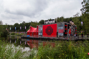 foto Decibel outdoor - the festival, 15 augustus 2015, Beekse Bergen, Hilvarenbeek #881787