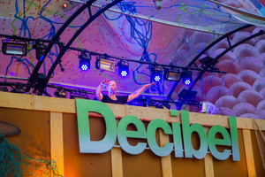 foto Decibel outdoor - the festival, 15 augustus 2015, Beekse Bergen, Hilvarenbeek #881858