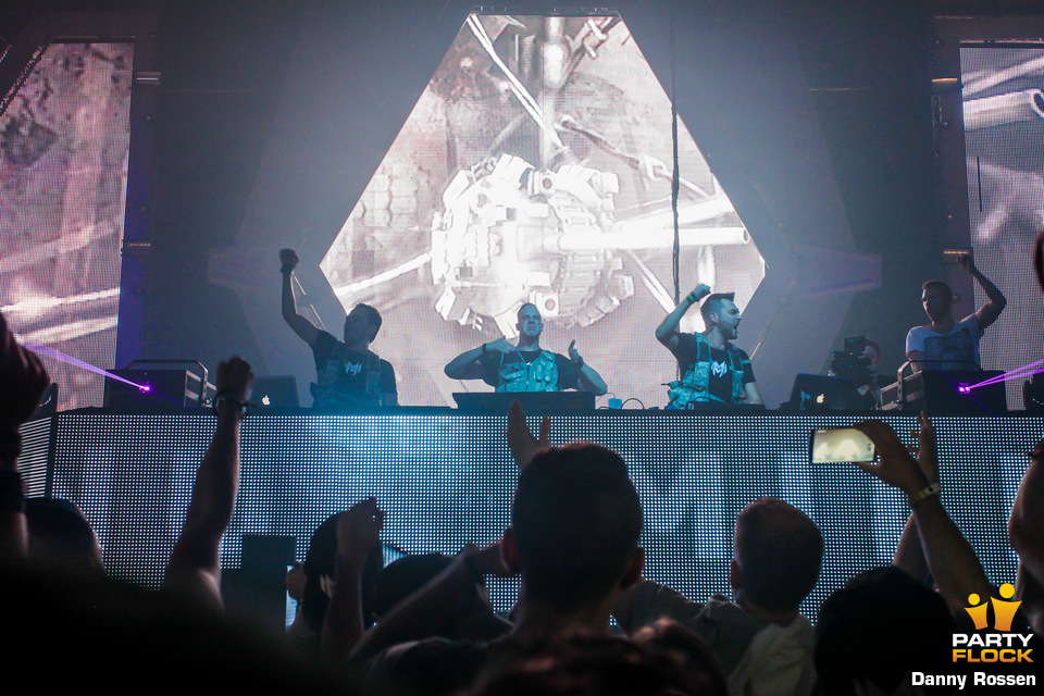 foto Supremacy, 26 september 2015, Brabanthallen, met Minus Militia