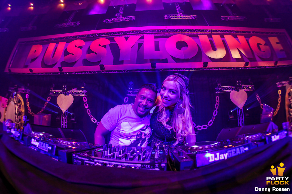 foto Pussy lounge XXL, 10 oktober 2015, Ahoy, met The Viper, Korsakoff