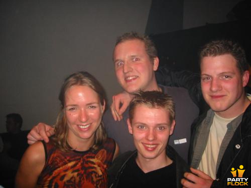 Foto's Base in your F#ce, 29 maart 2002, The Q, Zwolle