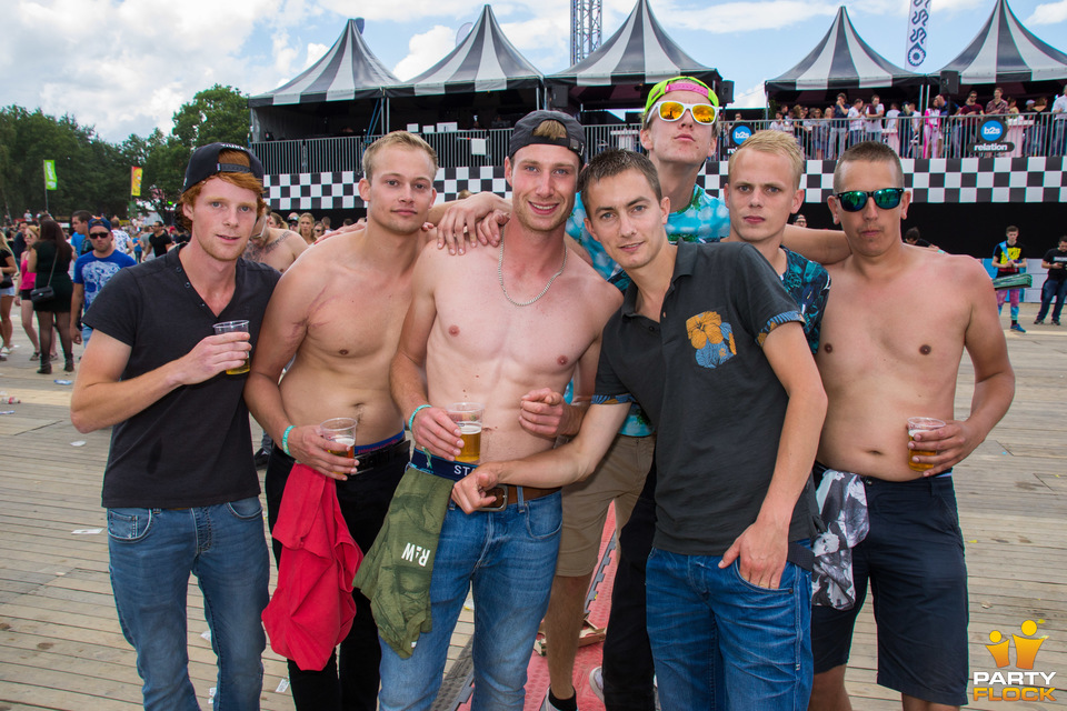 foto Decibel outdoor, 20 augustus 2016, Beekse Bergen