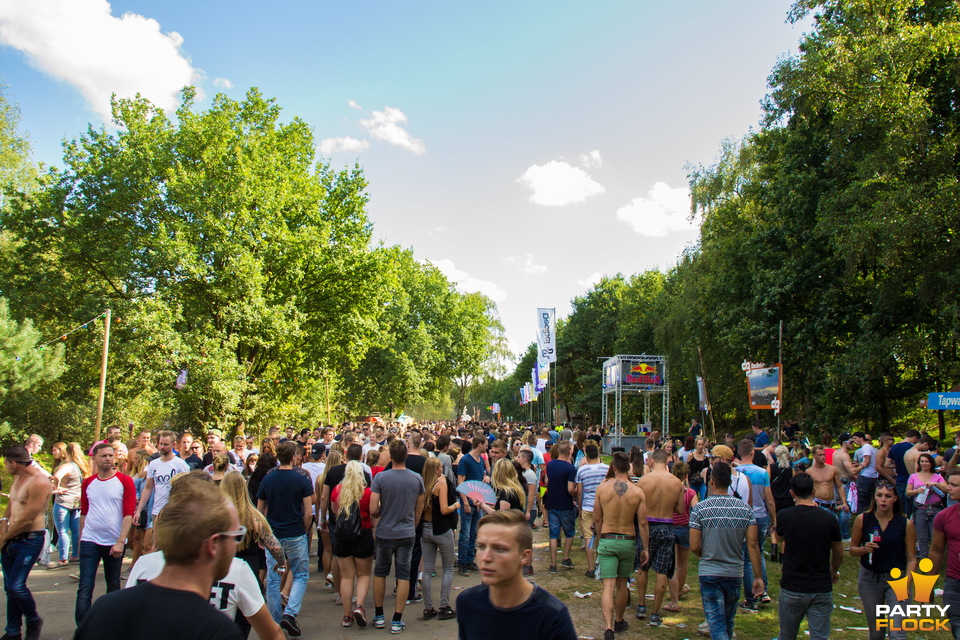 foto Decibel outdoor, 20 augustus 2016, Beekse Bergen